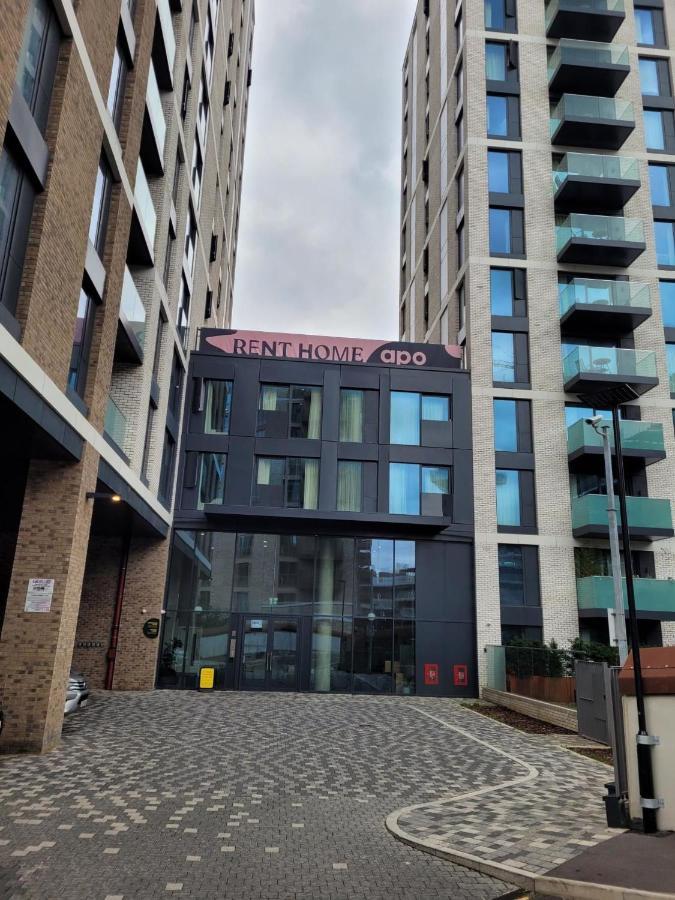 Modern Apartments In Brentford 2 Minutes Walk From Kew Bridge Luaran gambar